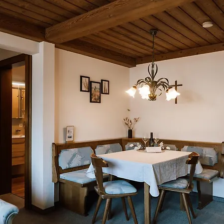 Auf Der Sonnenseite Apartment Schattwald